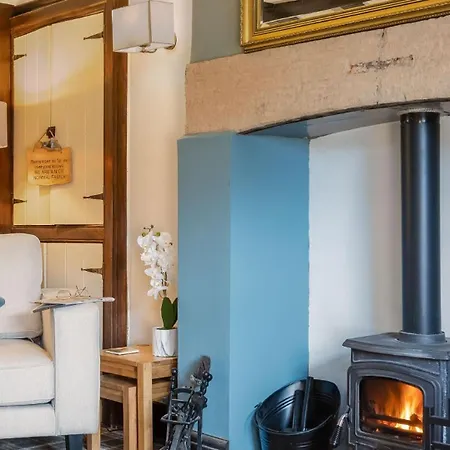 Holiday home Stone In Picturesque North Yorkshire Village - Bull Dog *